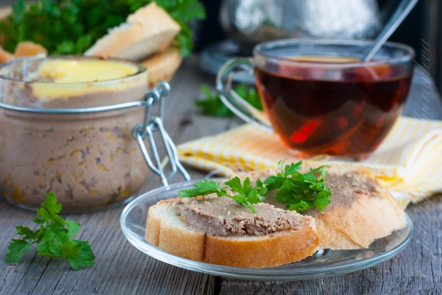 Паштет. Паштет из куриной печени. Печёночный паштет из куриной печени. Паштет из телячьей печени.