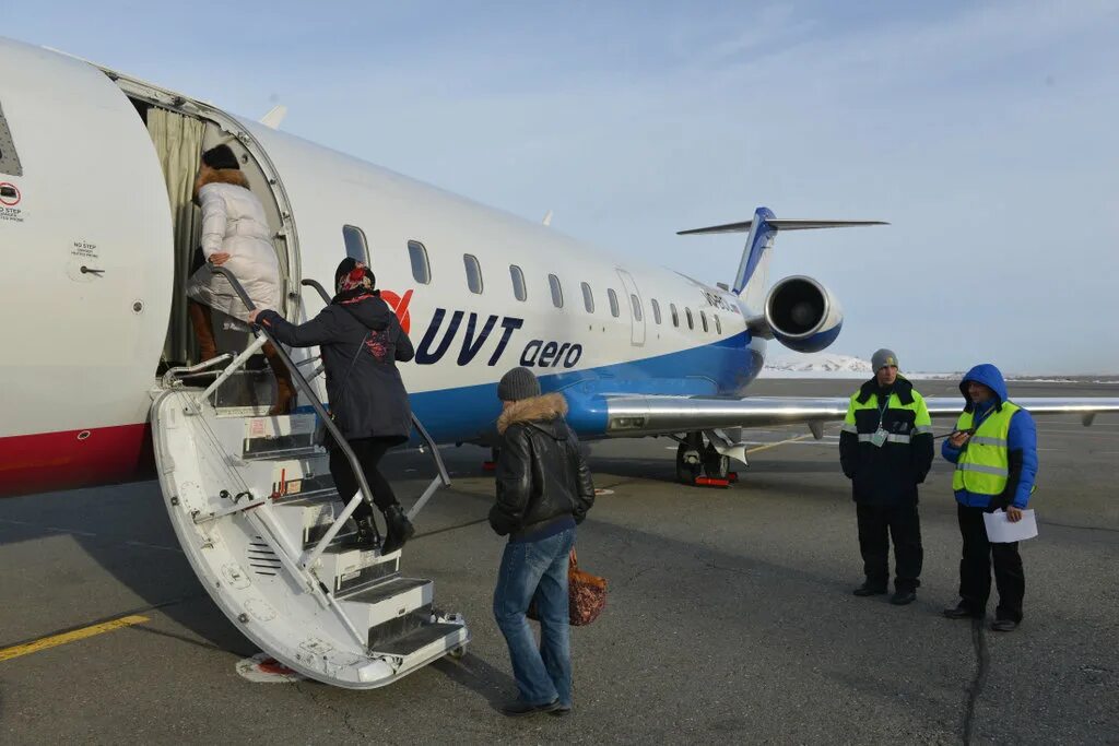 Алтай аэропорт. Аэропорт новый уренгой. Аэропорт горно-алтайск 2022. Новый аэропорт горно алтайск. Генеральный директор авиакомпании ямал.