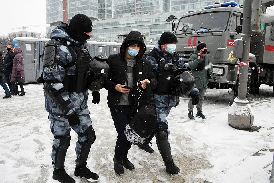 Усиление в москве сегодня. Полицейское усиление. Усиление полиции в Москве. В Москве усилены меры. Укрепление полиции в Москве.