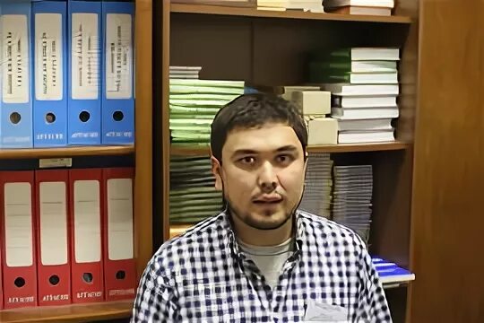 Ранив шарипов писатель. Автор шарипов. Салижан шакирович шарипов. Автор шарипов. Джуманияз шарипов фото.