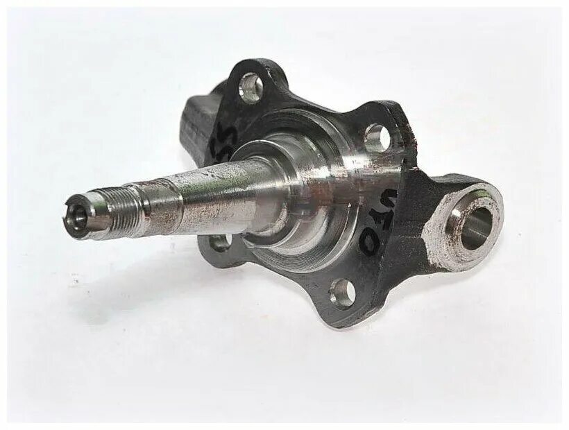 поворотный кулак ваз 2101. поворотный кулак ваз 2107. поворотный кулак 2107. поворотный кулак,цапфа ваз 2101-2107. поворотный кулак ваз 2101.