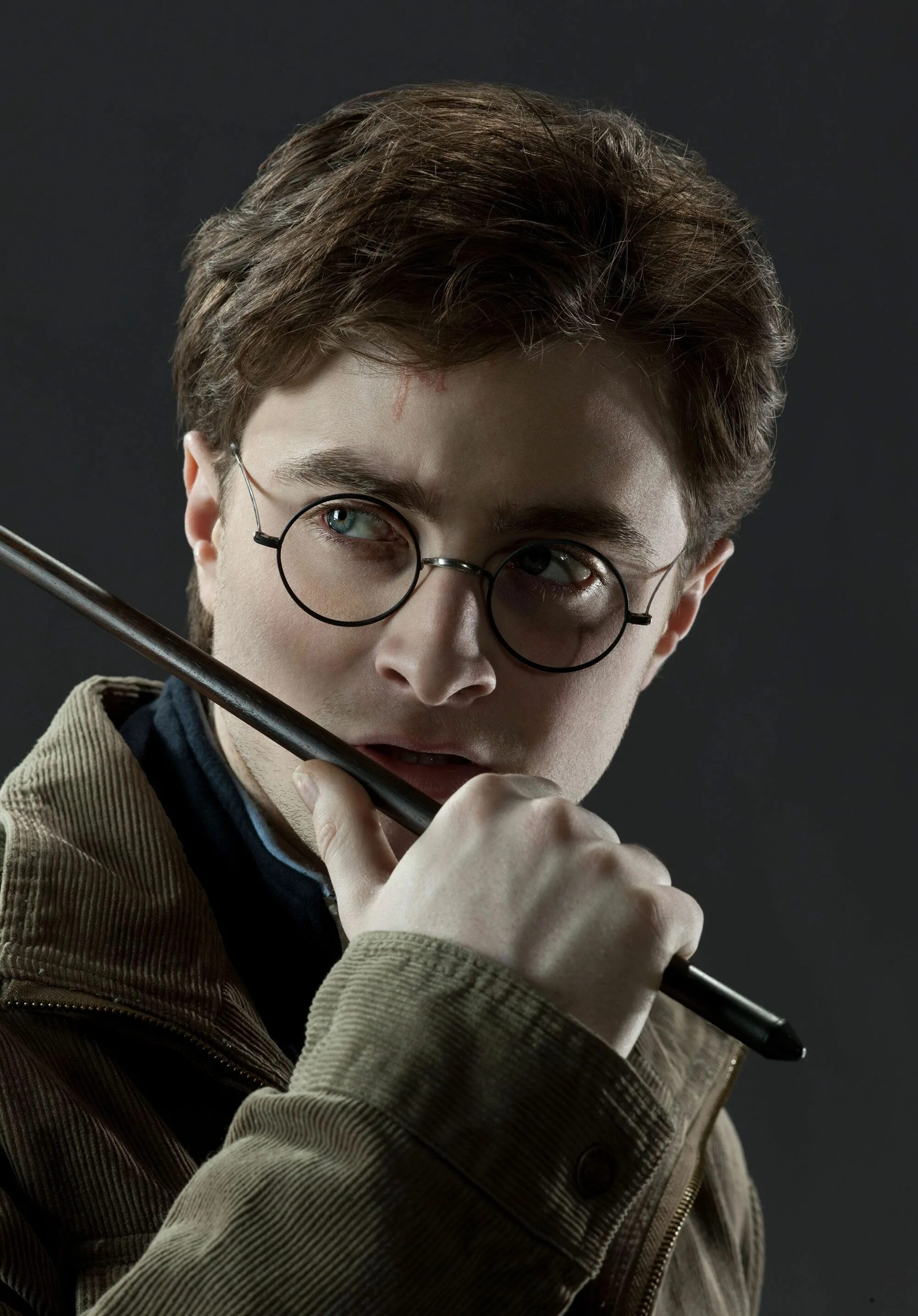 Поттер фото. Гарри Поттер. Гарри Джеймс Поттер. Daniel Radcliffe Harry Potter. Гарри Джеймс Поттер-Эванс-Веррес.