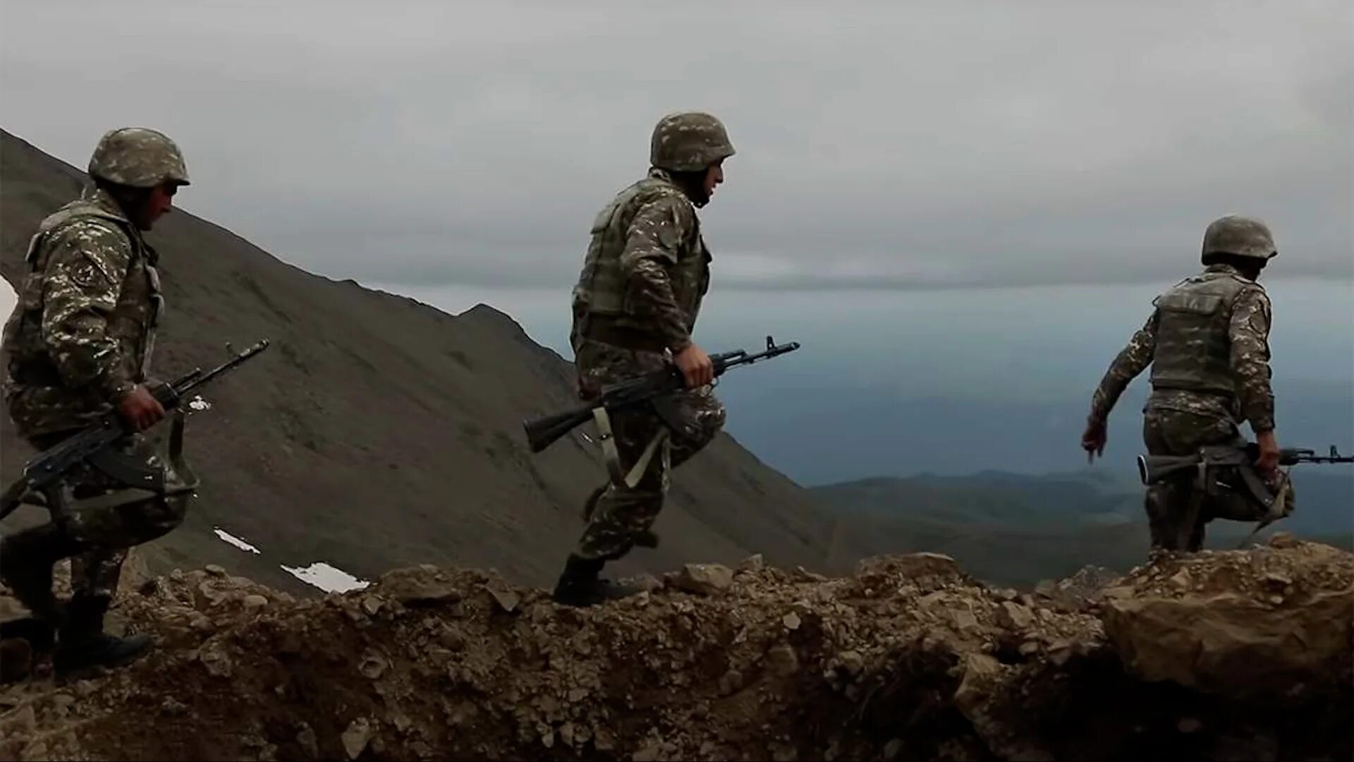Армия Азербайджана в Карабахе. Арцах Нагорный Карабах солдаты. Солдаты Азербайджана Карабах. Нападение сегодня на границе