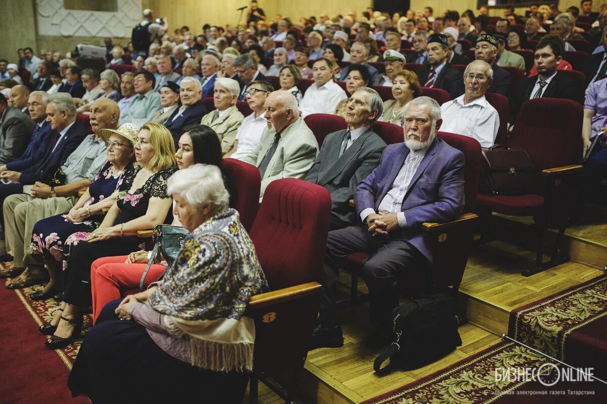 Союз писателей Татарстана. Конференция Союза писателей Татарстана. Союз писателей Татарстана здание. Съезд Союза писателей Башкортостана. Съезд писателей новая