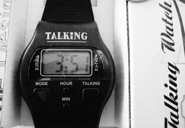Нужны говорящие часы. Часы talking xj742. Талкинг VST xin s часы наручные. Ручные говорящие часы. Часы из 90 наручные.