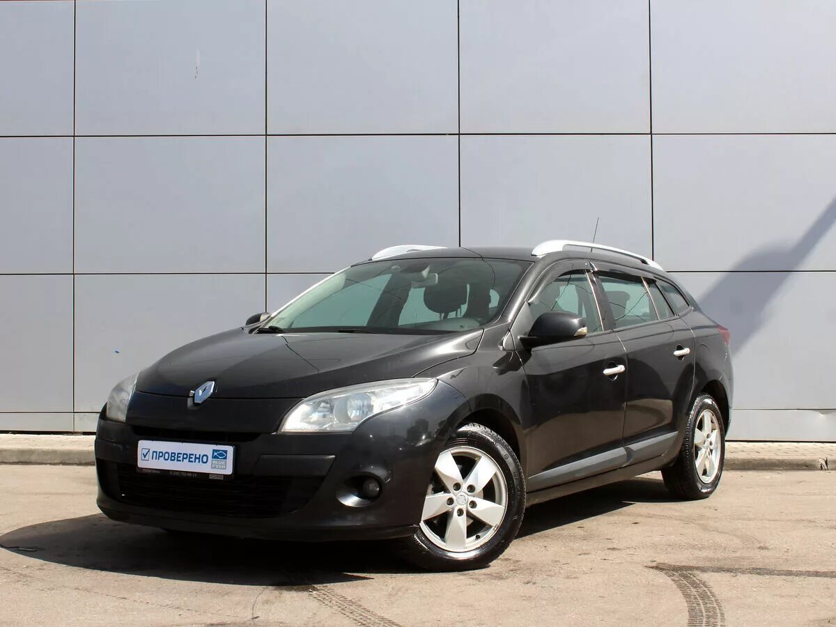 Renault Megane III 2010. Рено Меган 3 универсал 2010. Рено Меган 2010 1.5 дизель. Рено Меган 3 универсал дизель.