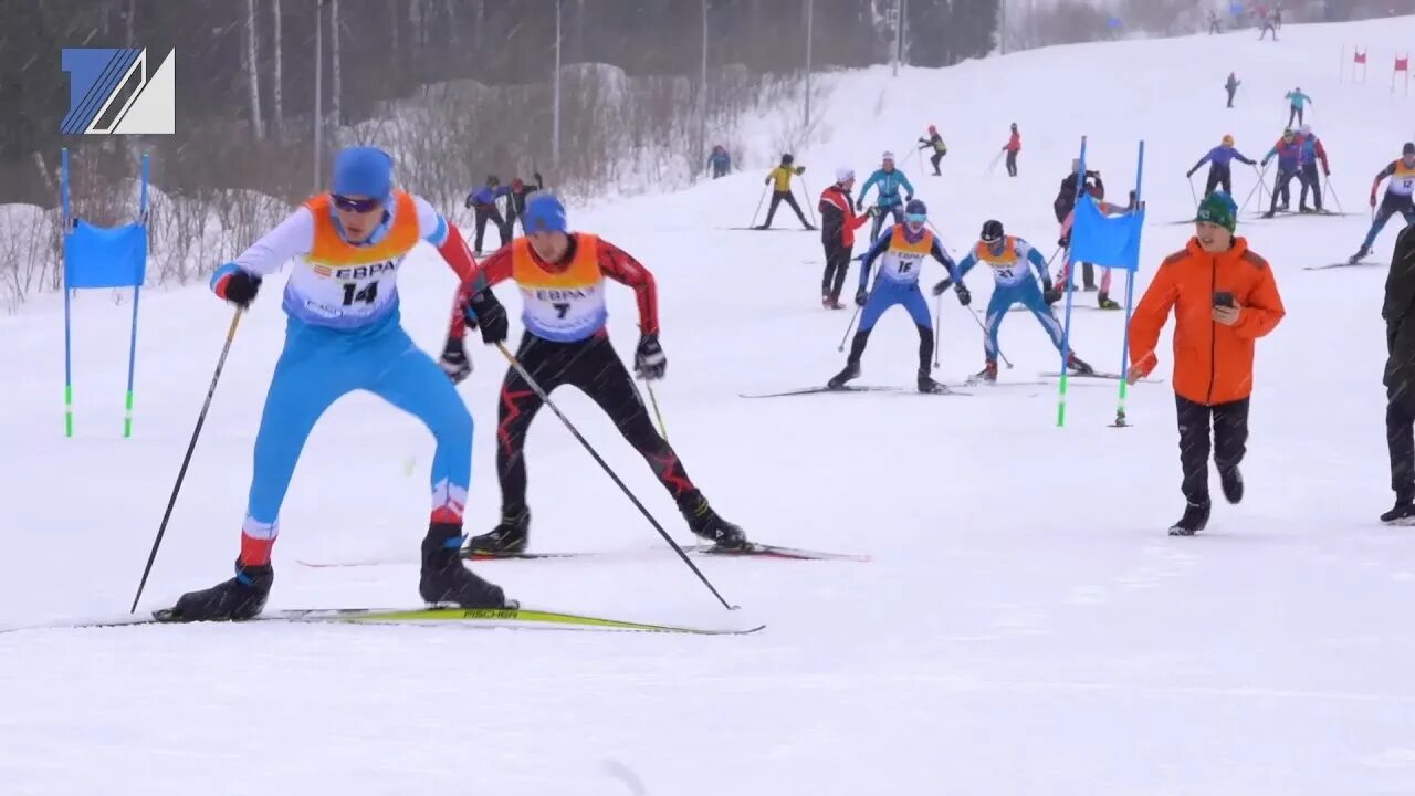 Югус горнолыжный. Гора Югус Междуреченск. Югус Междуреченск горнолыжка. Трасса Югус Междуреченск. Гора Югус Междуреченск летом.