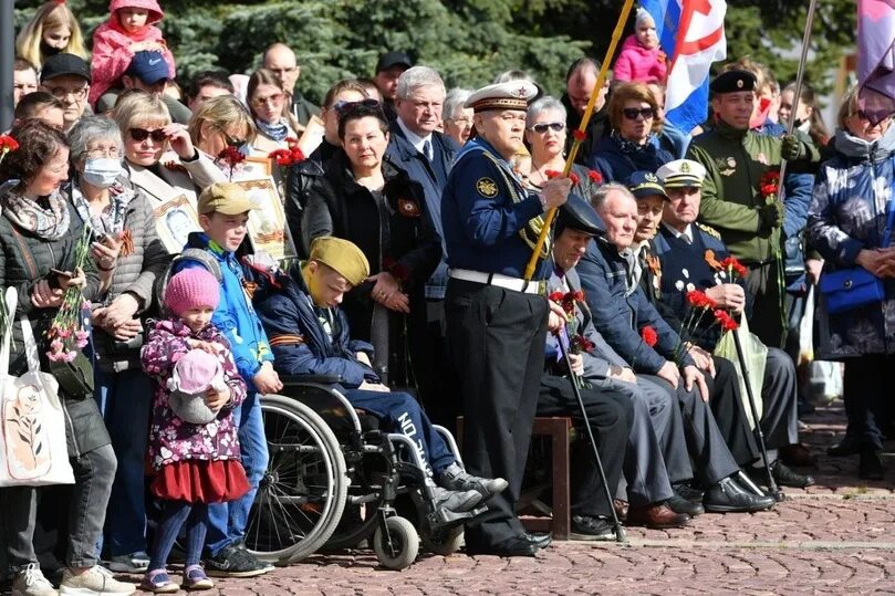 1 мая петрозаводск. Празднование 9 мая. 9 Мая фото. День Победы в Петрозаводске. Жители Карелии.