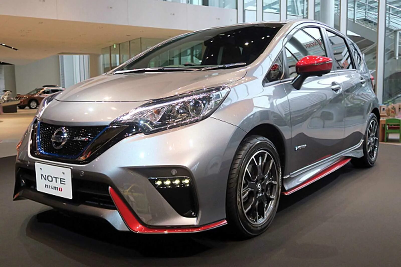 Nissan Note e Power Nismo 2017. Nissan Note 2020 Nismo. Nissan Note 2017. Nissan Note 2017 гибрид. Nissan note 2020