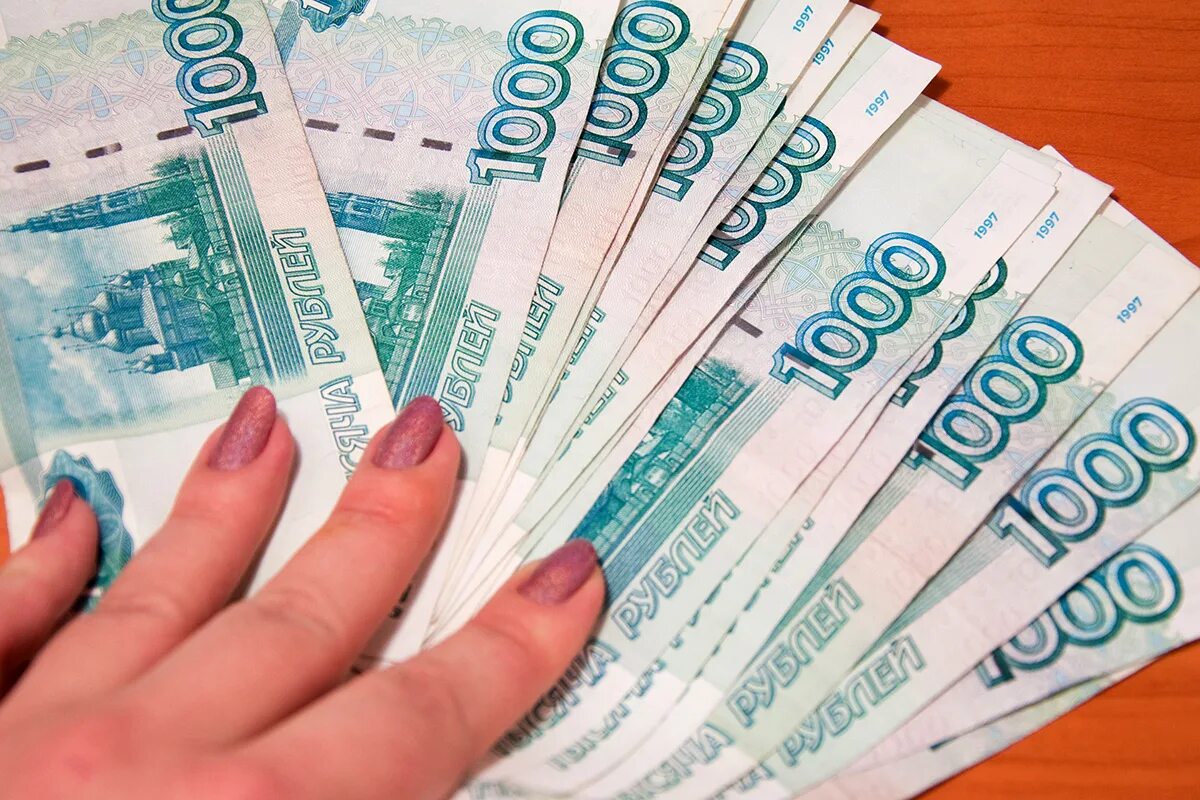 Возьмите кредит наличными до 5 млн рублей!. 50 Тысяч рублей списывают. 50 Тысяч. Кредит 3 млн рублей на 15 лет.