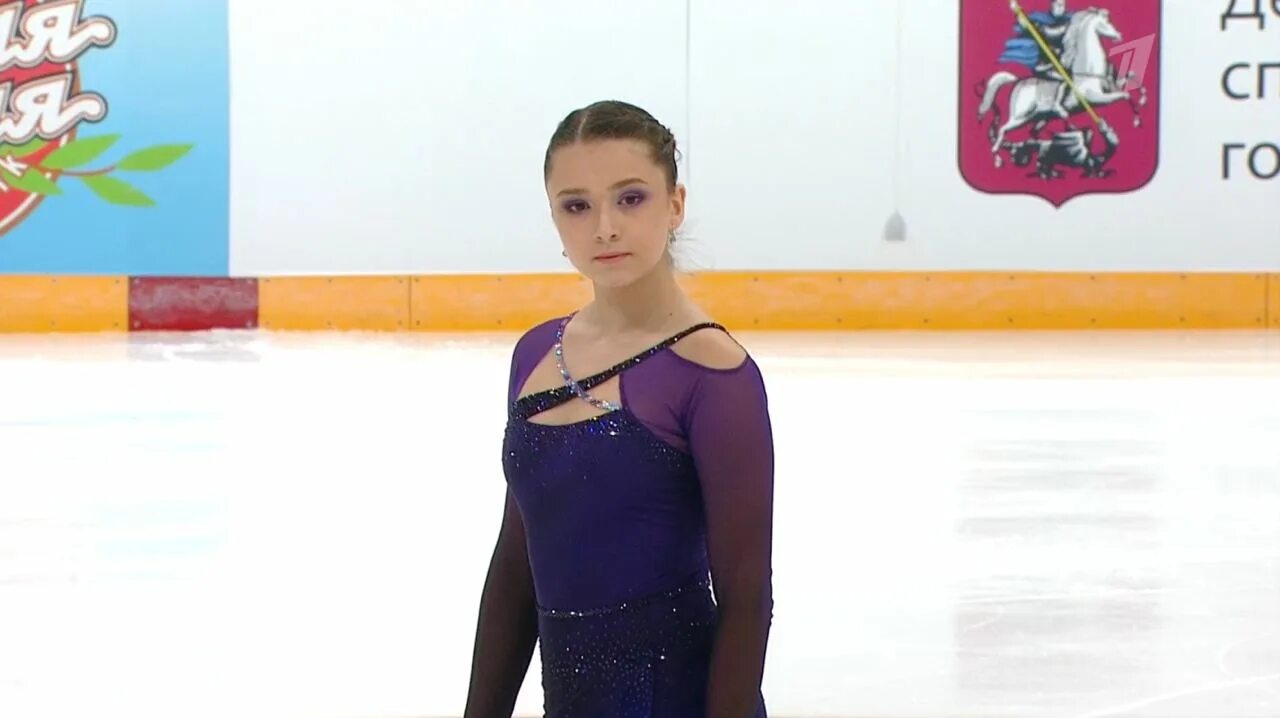 Яметова вероника фигуристка кубок 1 канала. Аделия петросян фигурное катание. Камила валиева тройной аксель. Горшкова фигуристка. Камила валиева фигурное катание.