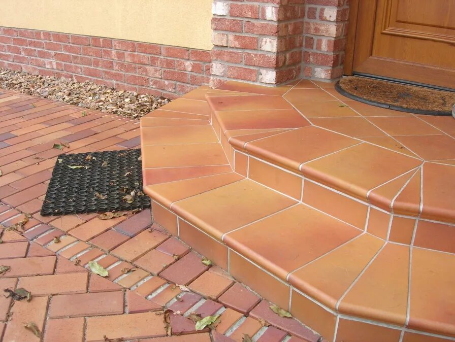 клинкерная плитка tambora gresmanc. Terra 316 patrizierrot. клинкерная плитка для крыльца stroeher 835. клинкерные ступени для лестницы. ступень интербау 045.