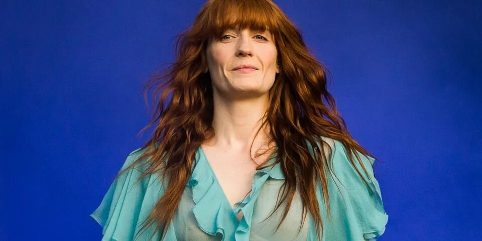 Florence the machine no light no. Флоренс уэлч. florence the machine. флоренс уэлч 2025. группа florence and the machine.