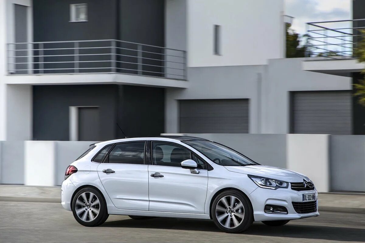 I i 4 2015. Citroen c4 2015.