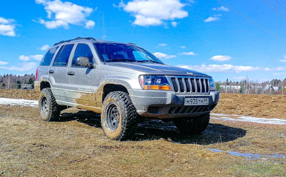 Jeep Grand Cherokee drive2. Jeep Grand Cherokee 2000 сельскохозяйственная версия. Чероки 4x4 1999 год вид спереди старые то. Grand Cherokee WJ Light Pewter Metallic Clear Coat.