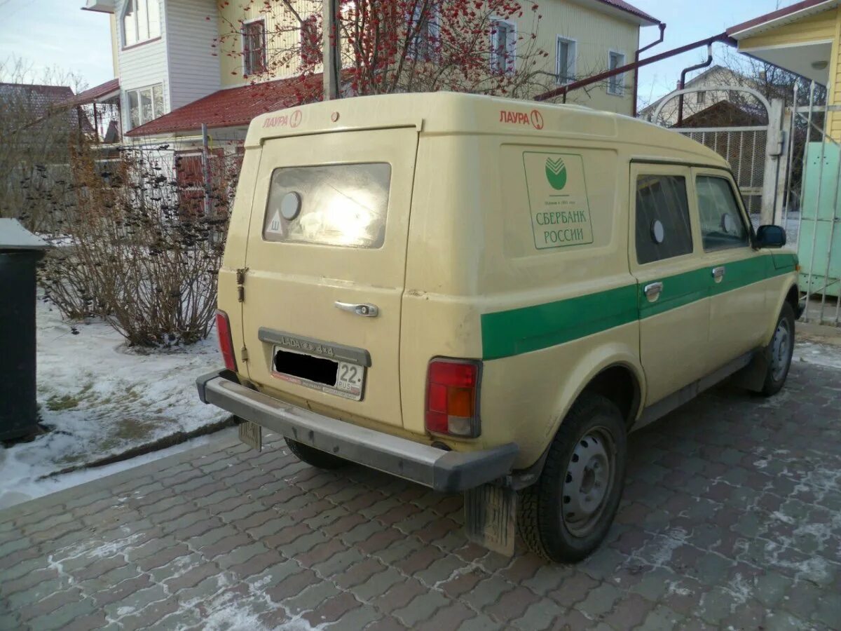 Б у инкассаторские машины. Митсубиси л200 бронированный. Форд транзит броневик инкассация. Митсубиси л200 инкассаторская. Форд ф 600 инкассаторский броневик.