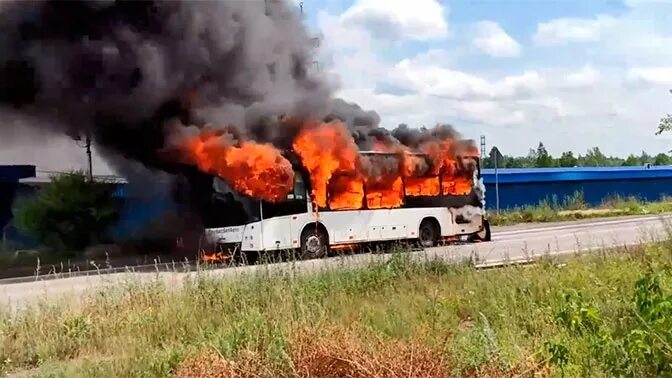 Автобус Хабаровск сгорел. Сгорел автобус на Новоприозерском шоссе.