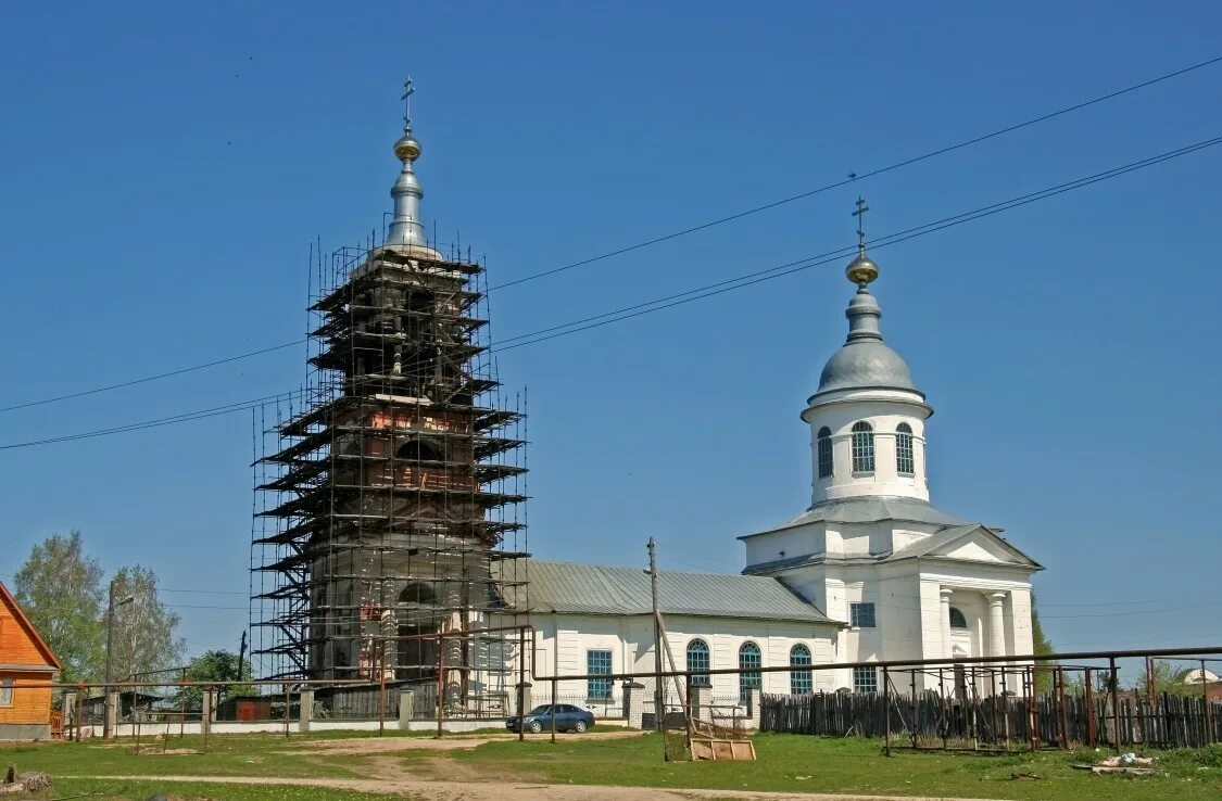 Поселок выкса нижегородская нижегородская область. Церковь Досчатое Выкса. Досчатое Церковь Троицы. Охотничий домик Баташевых Выкса. Поселок Досчатое.