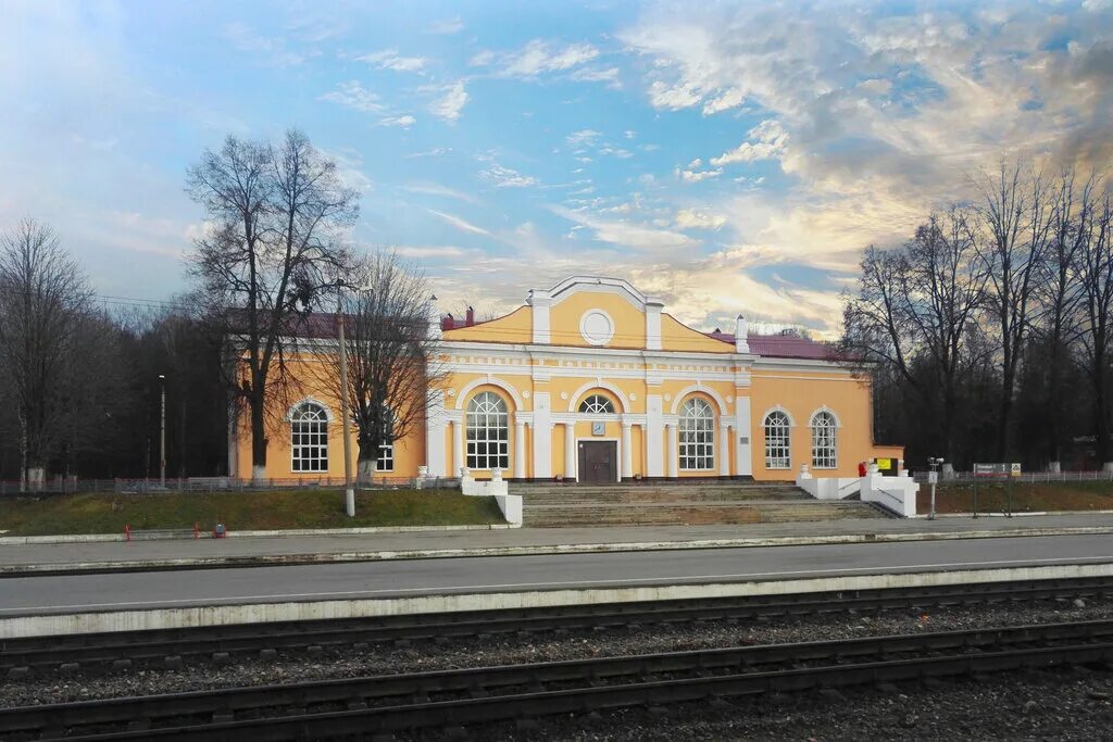 Узловский Железнодорожный вокзал. Станция Узловая 1. Узловая ЖД станция. ЖД станция Узловая 1.