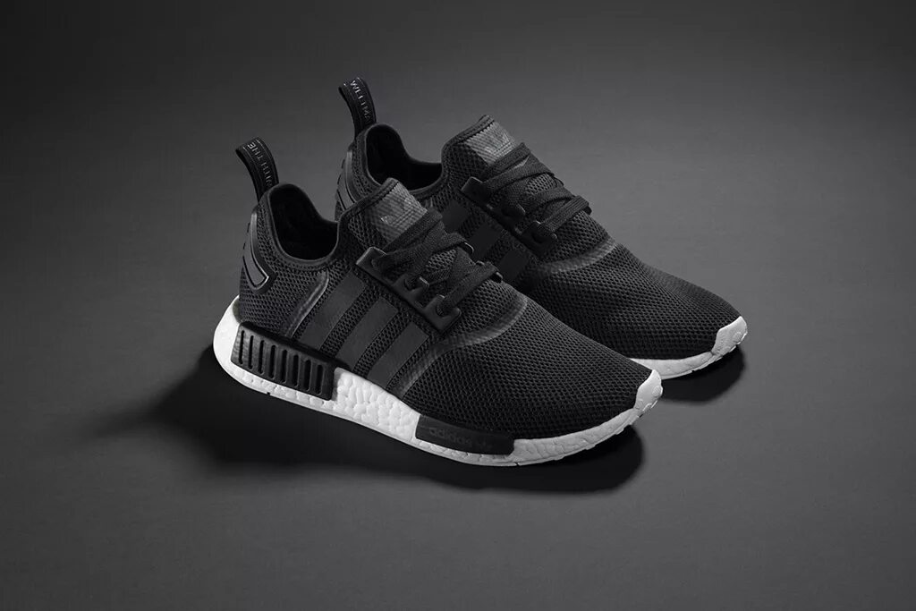 Adidas NMD_r1. Adidas Originals NMD r1. Adidas NMD r1 Black White. Adidas NMD черные. Кроссовки adidas nmd