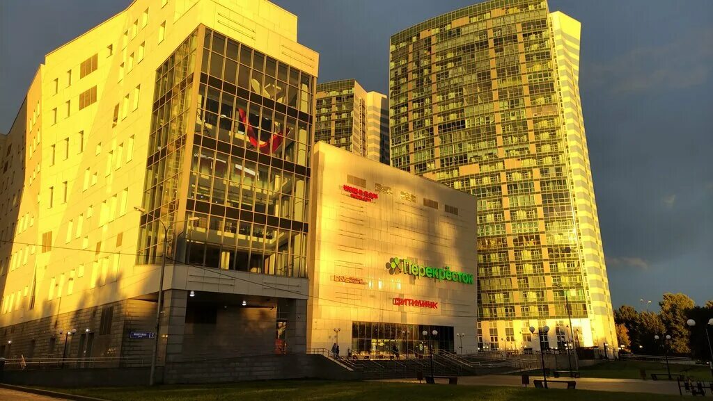 Тц флотилия москва. Тц флотилия речной вокзал. Флотская 7 флотилия тц. Флотская улица 7 стр 1 трц флотилия. Флотская ул.