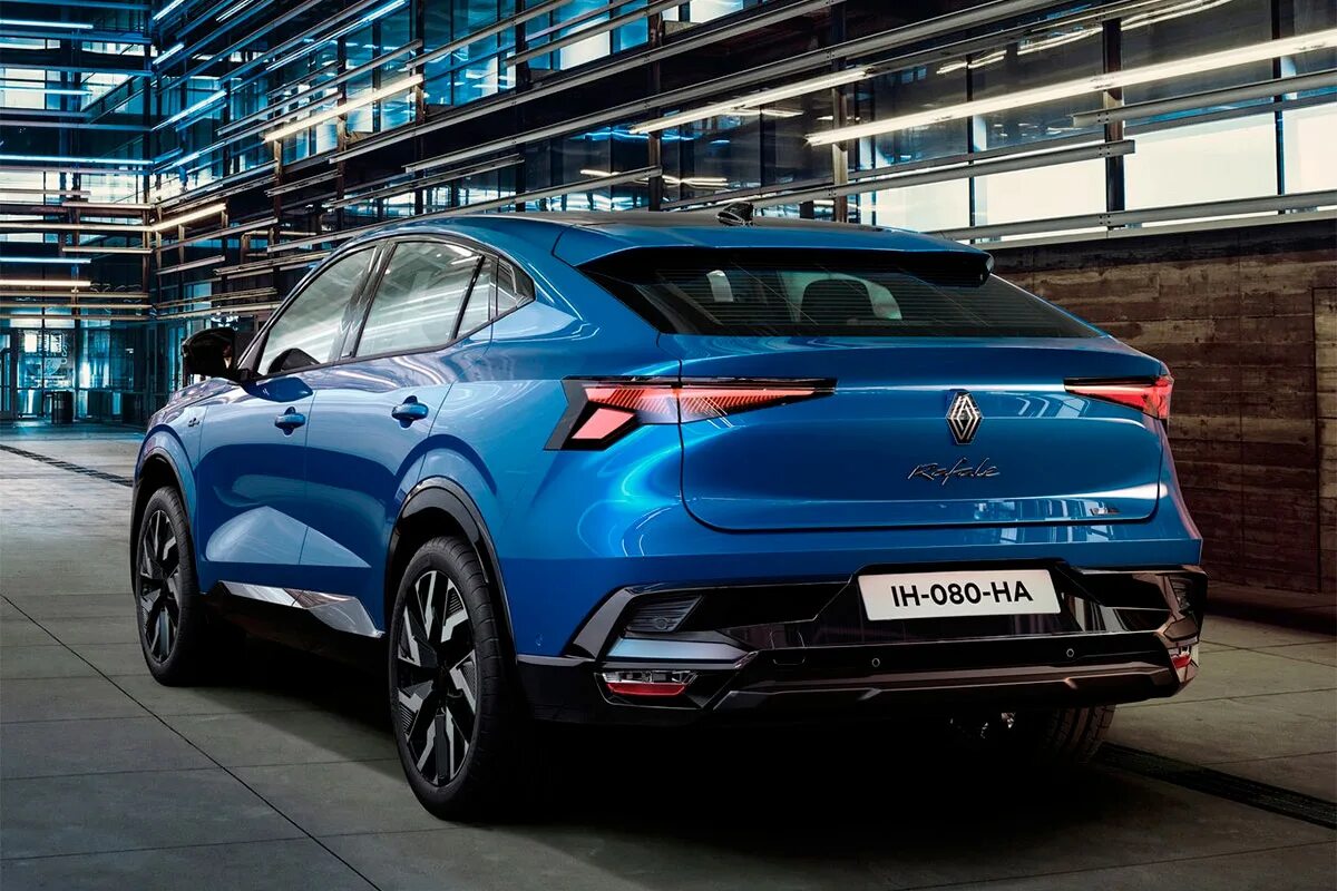 Представлен купе-кроссовер Renault Arkana 2025