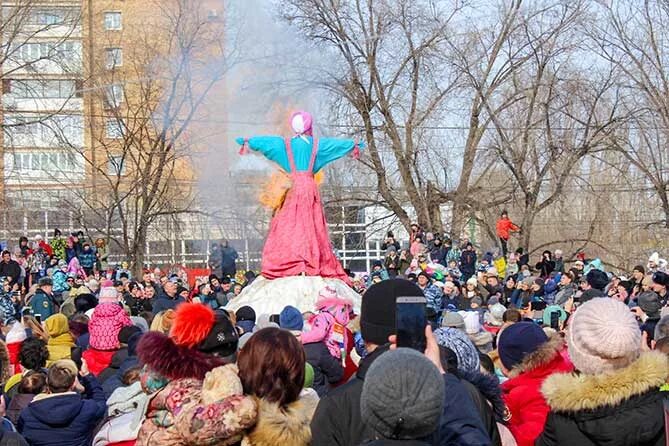 Во сколько масленица в автозаводском парке. Масленица гуляния Тольятти. Проводы Масленицы Тольятти. Широкая Масленица Тольятти. Мероприятие Масленица в городе.