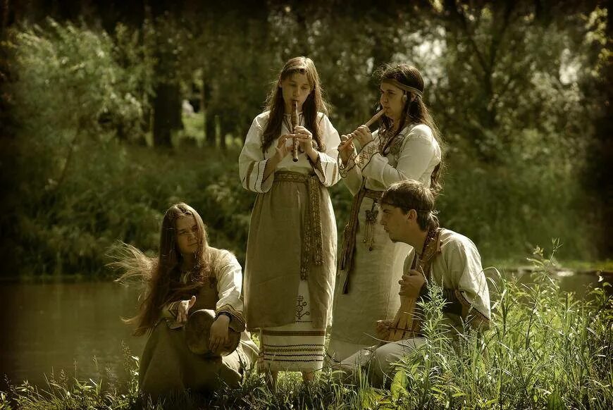 Музыкальный этнос славян. Песня славян. Светозар и группа аура мира. Светозар аурамира жива. Фольклор.