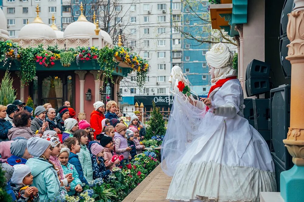 Массовые гуляния в москве. Площадки на день города. Фестиваль сидра в москве. Фестивали в москве 1 сентября. Фестиваль.