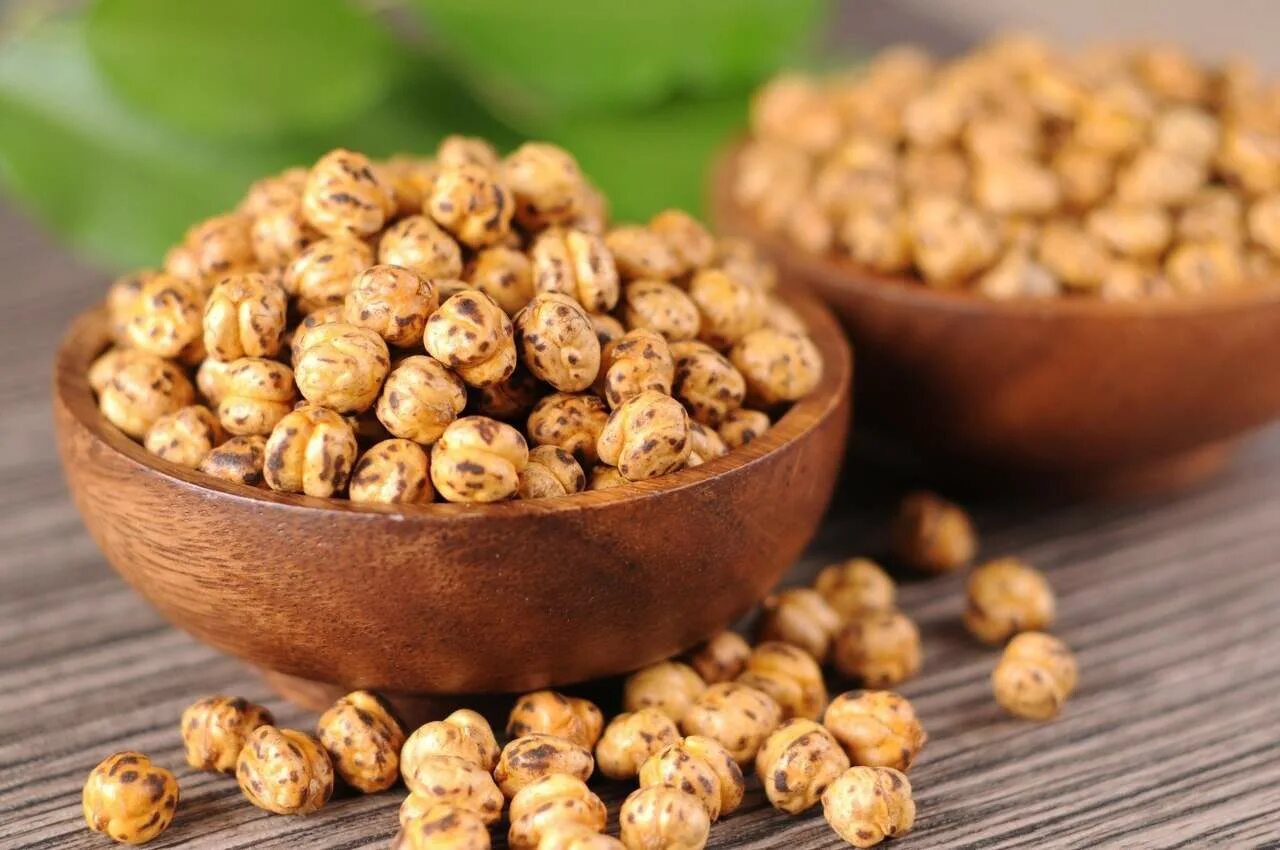 Леблеби лакомство. Леблеби лакомство. Леблеби лакомство. Сладость нут. Леблеби.