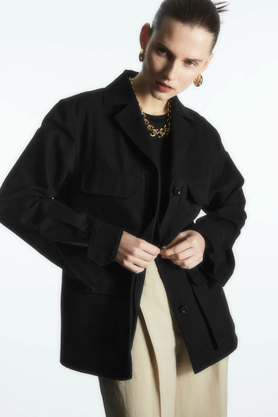 Бомбер cos мужской. Max mara стеганая куртка. Куртки фр. Куртка cos. Куртка cos.