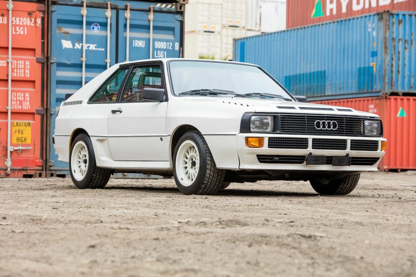 Ауди спорт кватро. Ауди кватро s1. Audi quattro Sport 1985. Ауди спорт кватро с1. Ауди кватро ралли 1985.