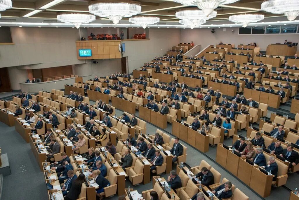 государственная дума 450 депутатов. 450 депутатов госдумы. депутаты в масках. 450 депутатов госдумы. государственная дума 450 депутатов.