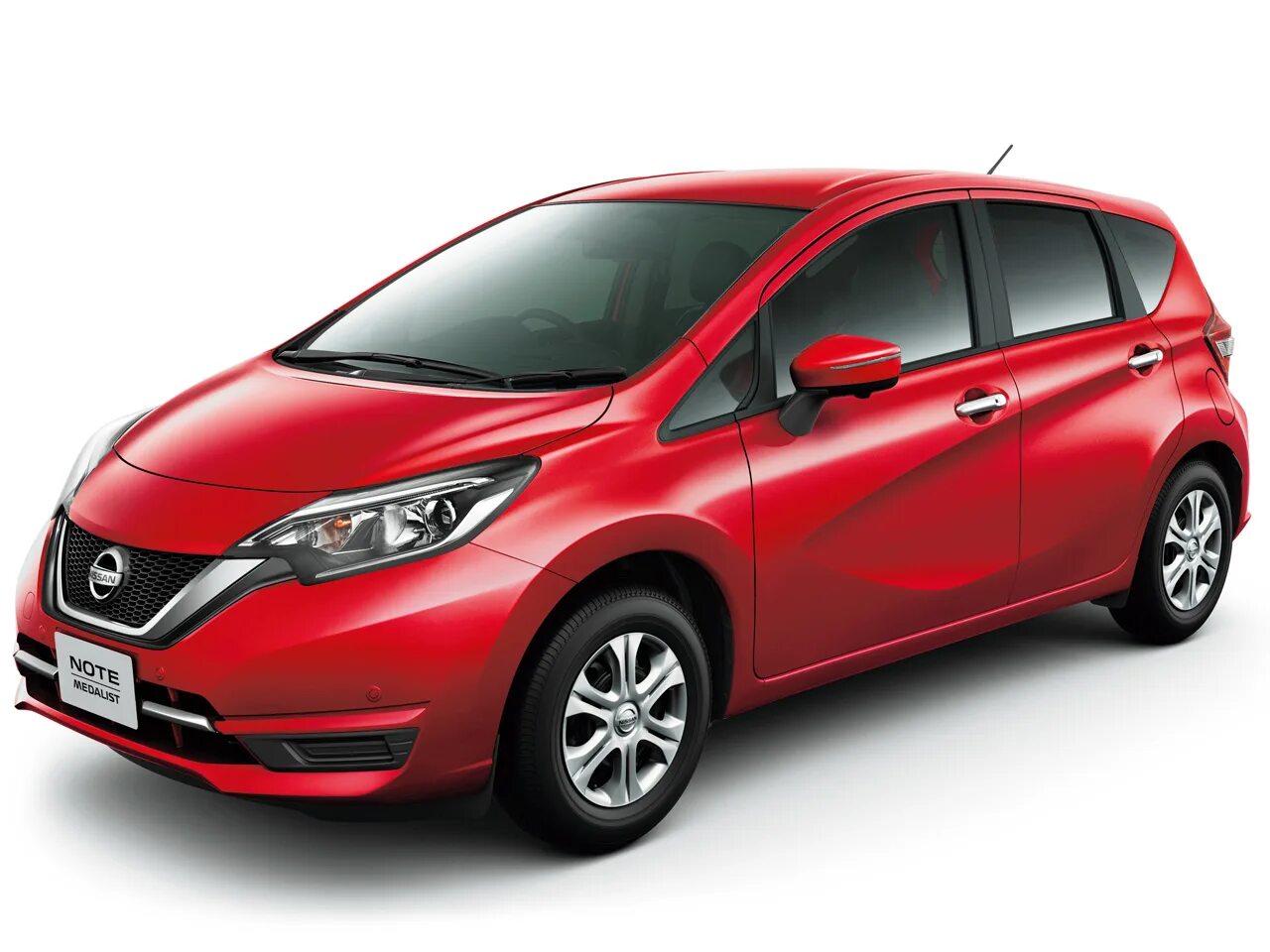 Ниссан ноут 2018 года. Nissan Note e12. Nissan Note e12 2017. Nissan Note e-Power 2018. Nissan Note e-Power 2017.