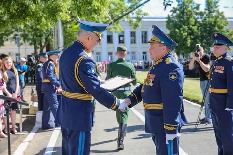 Академия лейтенантов