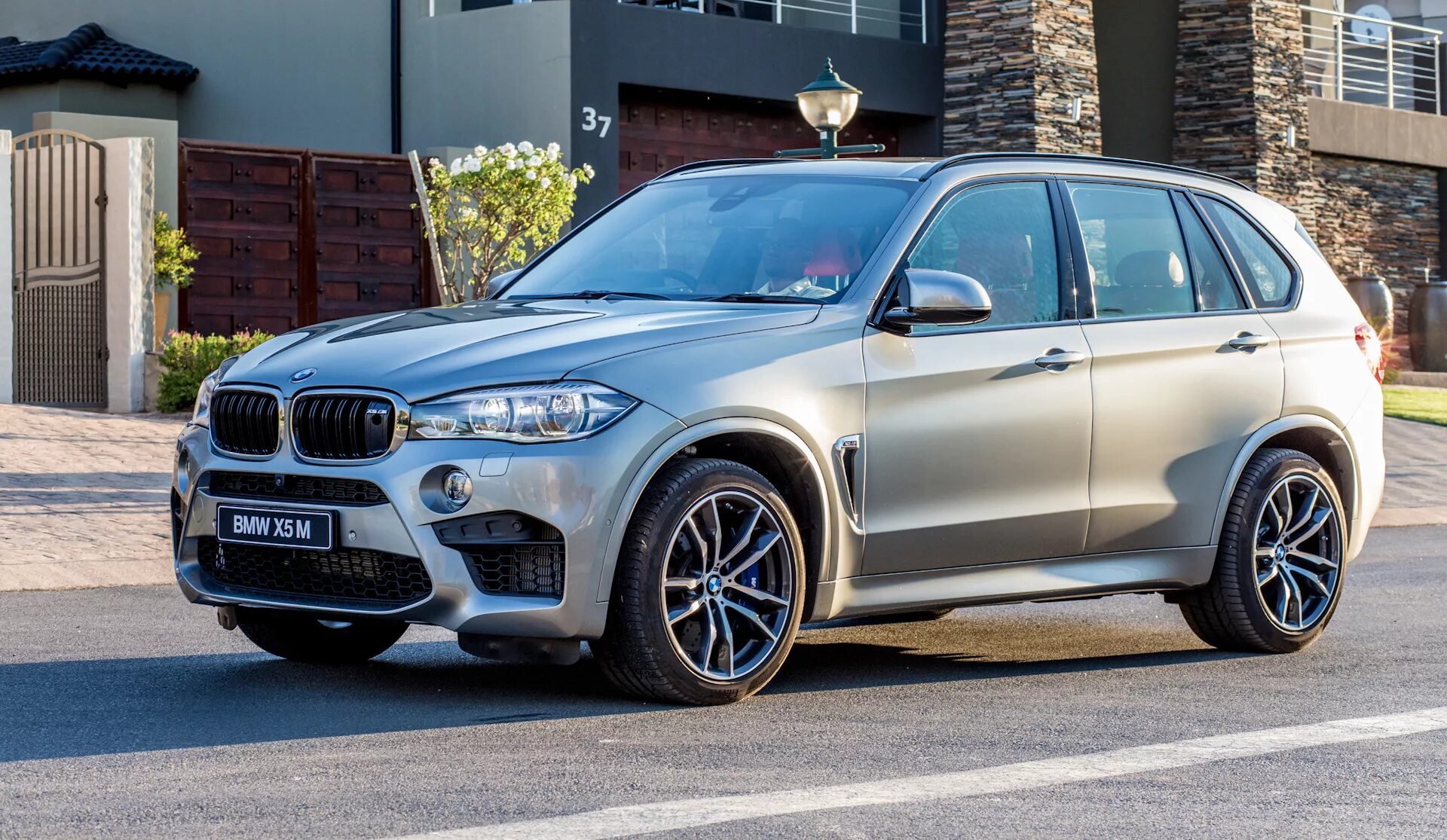 М5 15. БМВ х5 ф15. БМВ x5 f15. BMW x5 ф 15. BMW x5m 2015.