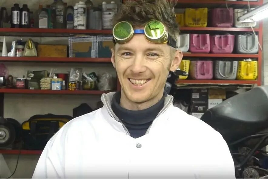 Доктор д ю. Матвеев дью. Доктор д ю. Евгений доктор дью. Доктор дью стикеры.