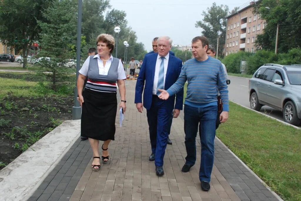 Глава города минусинска. Мэр Минусинска Первухин. Первухин Минусинск глава города Первухин. Глава Минусинско города Минусинска.