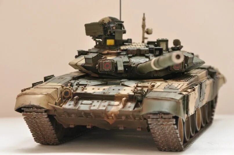 Т-90м модель. Т-90м 1/35 Tiger model. Т 90. Т-90 звезда. Модели в т м