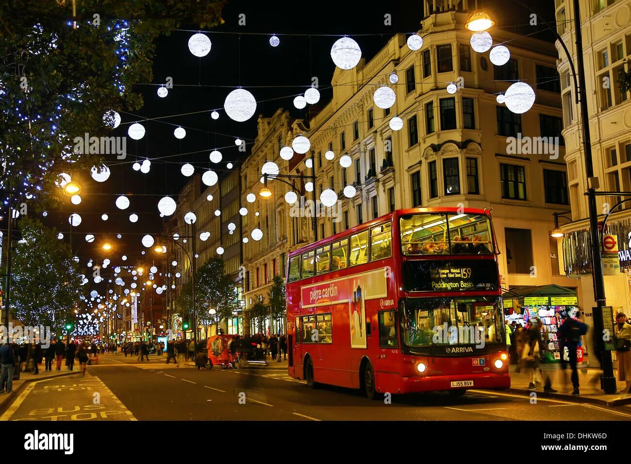 Улица Оксфорд стрит в Лондоне. Oxford Street в Лондоне. Оксфорд стрит (англ. Oxford Street). Достопримечательности Лондона Оксфорд стрит. Oxford street shopping