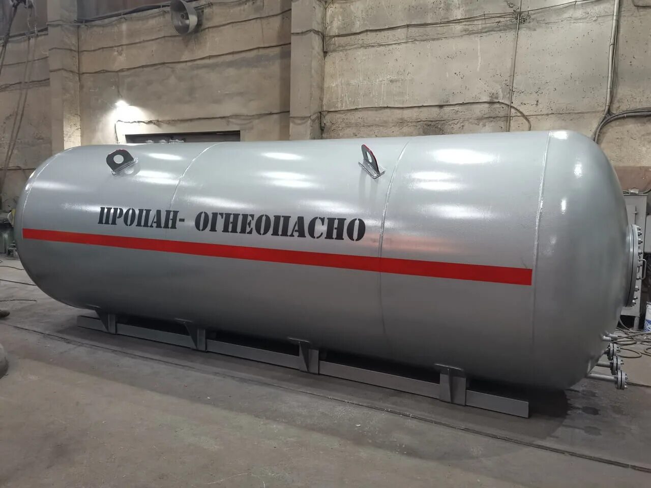 Сосуды суг. 00. Сосуды суг. Резервуар суг 10м3. Емкость суг 5 м3.