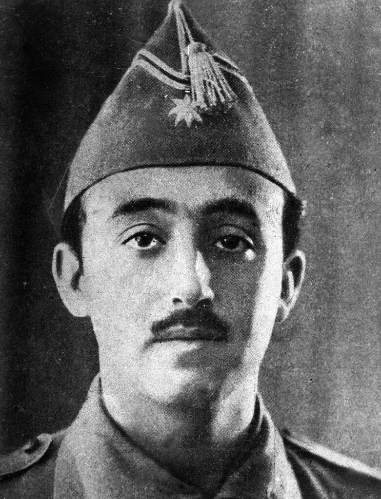 Отец франко. Франциско франко испания. франсиско франко в детстве. генерал франко. испанский диктатор франсиско франко.
