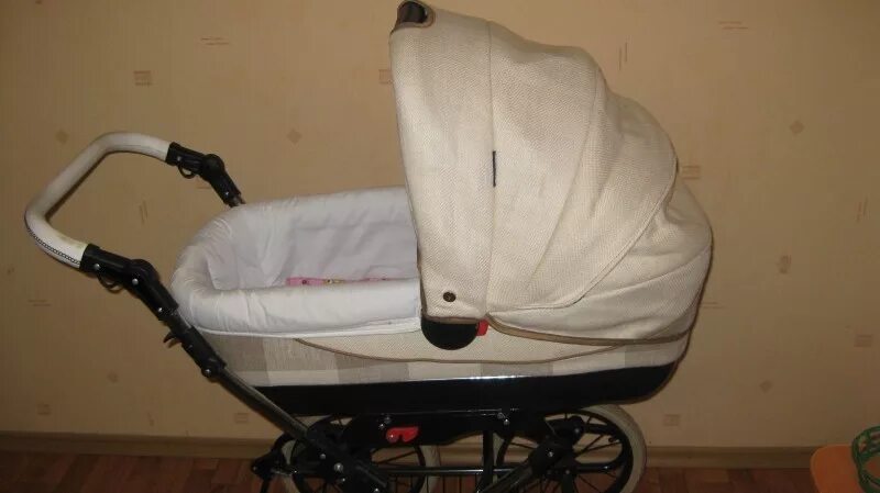 Коляски череповец. Детская коляска бу. Авито коляски б/ у череповец. Коляска чико 2в1. Партизана окинина 8 череповец.