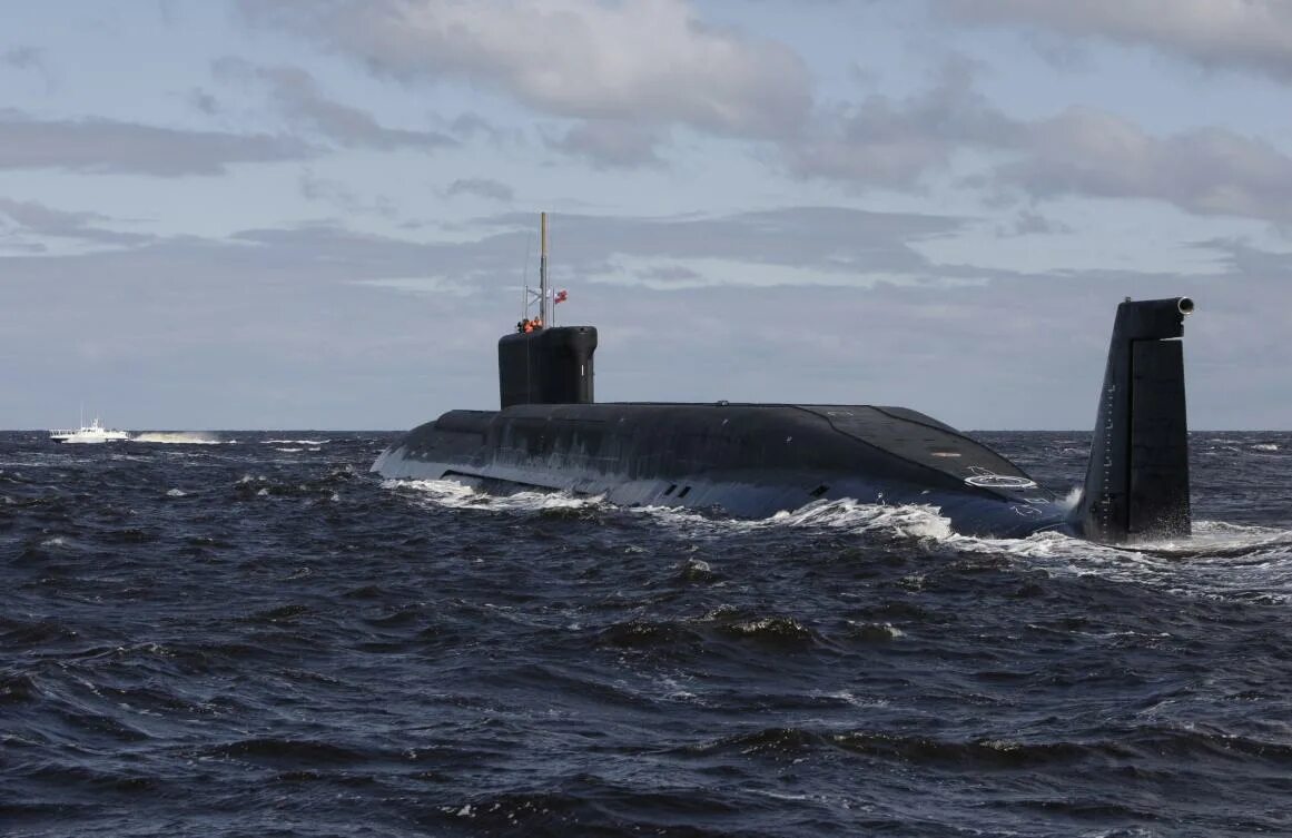 Подводные лодки. Подводный корабль. Подводная лодка 667бдр кальмар. Моя подводная лодка. Подводная лодка северодвинск проекта 885.