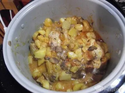 Тушеная картошка с лесными грибами
