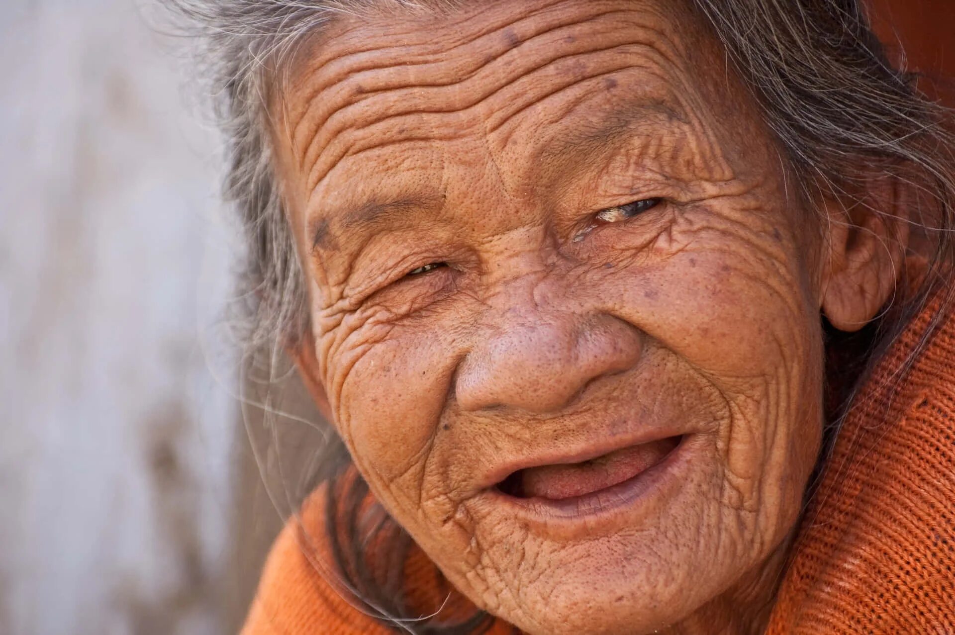 Морщинистая женщина. Бабушка с морщинами. Морщинистое лицо женщины. Самая морщинистая женщина. Old asia