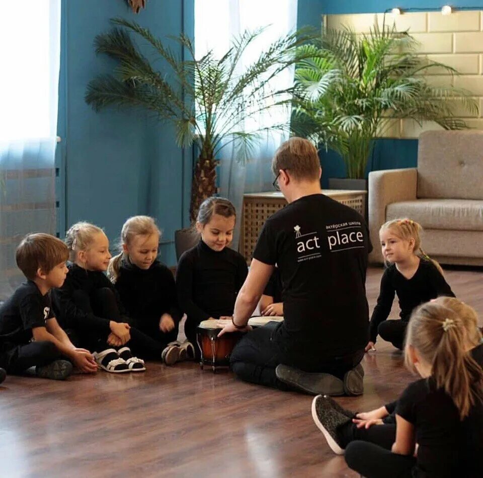 школа актёрского мастерства олега жирицкого. актем школа. вокруг света за одно лето. Act place. круг гласных московской школы актерского.