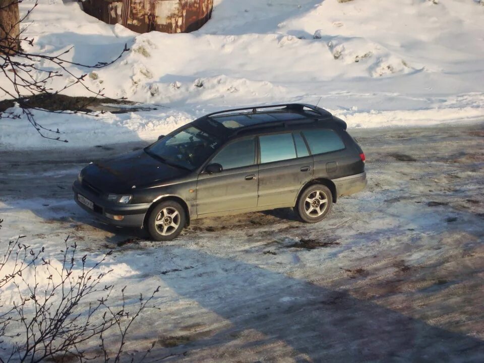 Дром купить калдину. Калдина 190. Тойота Калдина 190 люком. Toyota Caldina 2.0 TZ-G. Тойота Калдина полный привод.