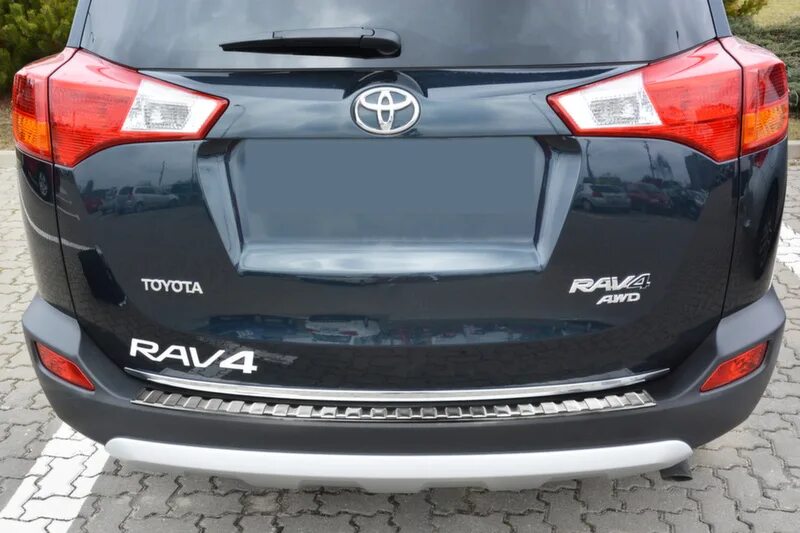 Накладка переднего бампера toyota rav4. Накладка на передний бампер тойота рав 4. Накладка переднего бампера тойота рав 4 2014. Бампер рав 4 2013 задний. Toyota rav4 2018 накладка бампера переднего.