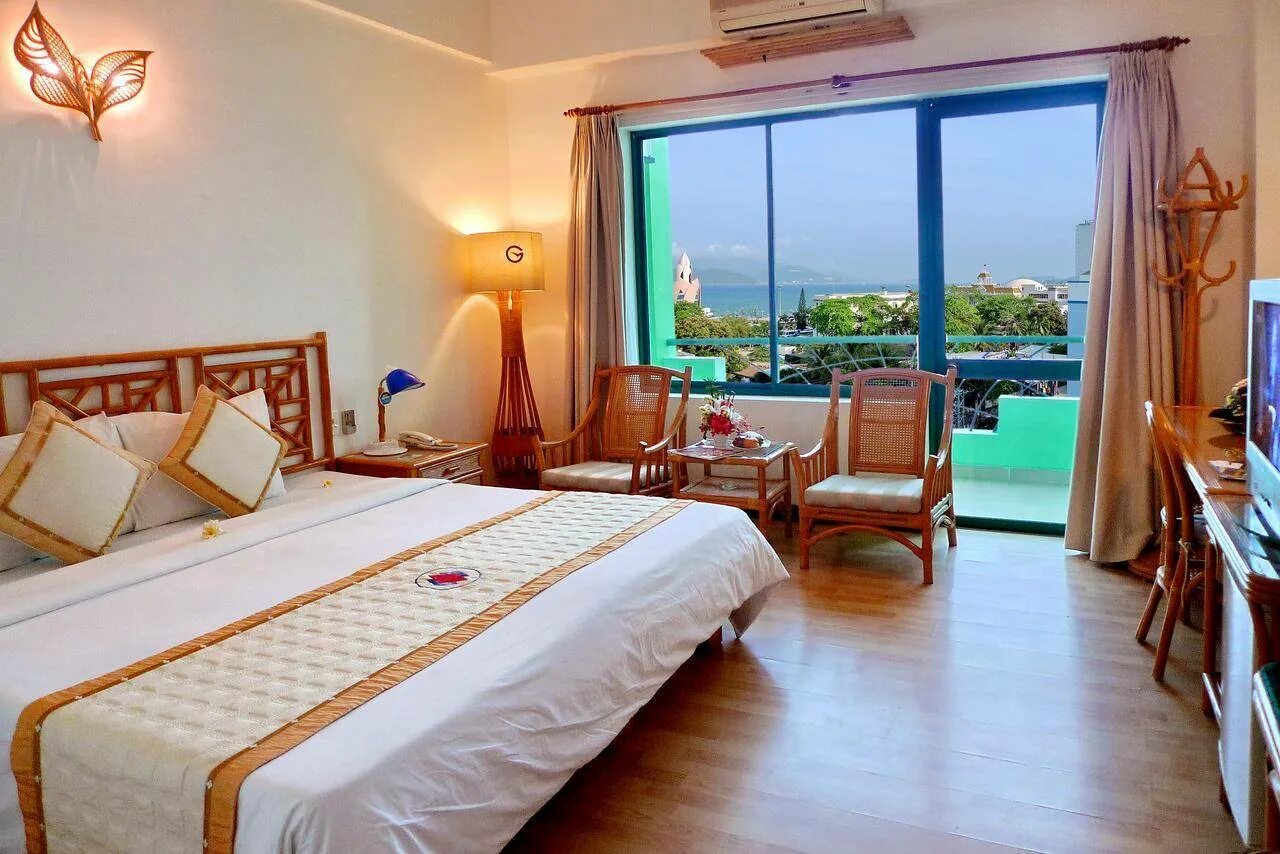 Nha trang 4 нячанг. Green hotel nha trang. нячанг отель грин. вьетнам нячанг отели. зеленый. вьетнам нячанг отели 3 звезды.